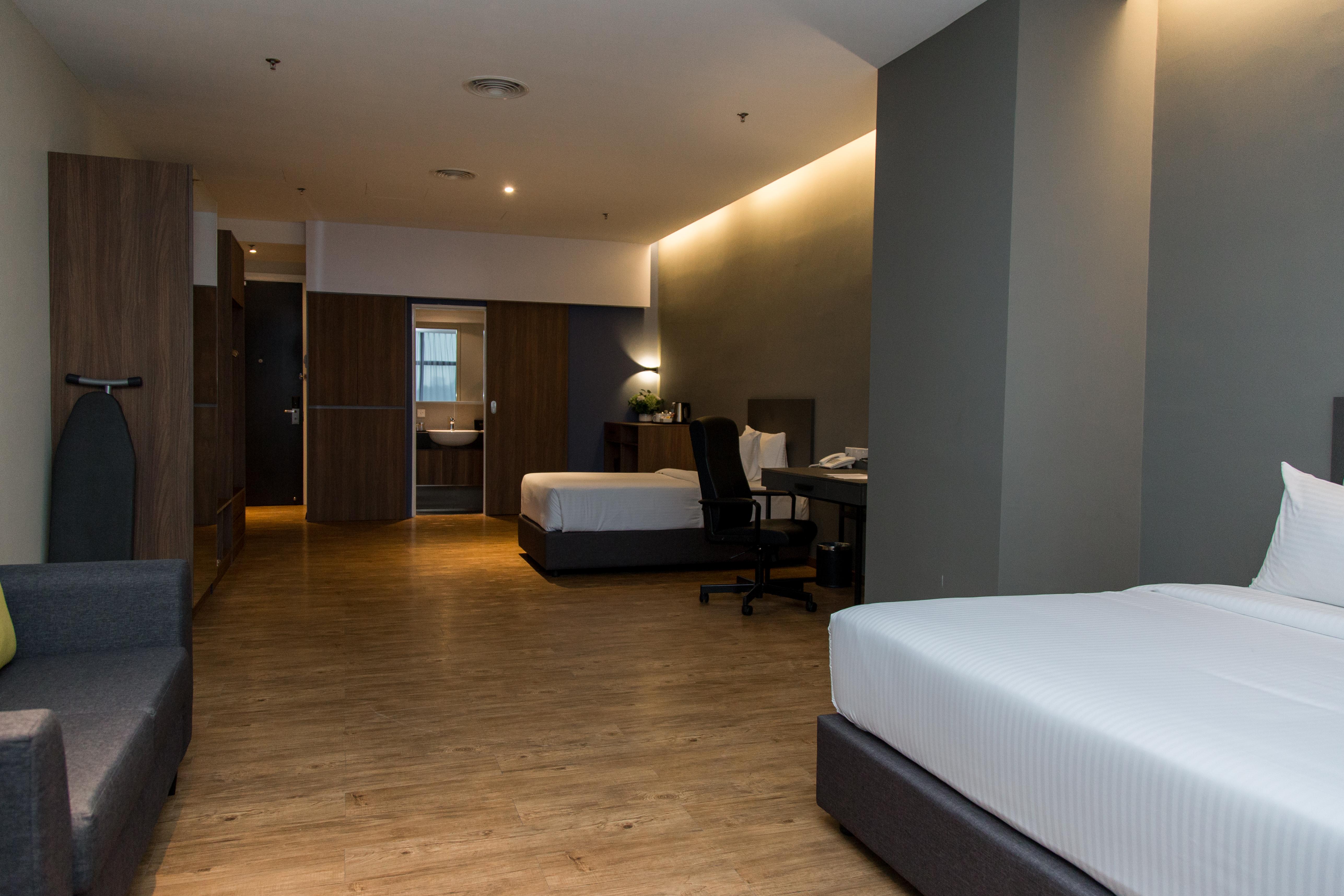 Imperial Regency Suites & Petaling Jaya Kuala Lumpur Exterior photo